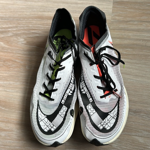 Nike ZoomX Vaporfly Next% 2
'Mismatch' (FB1846-101) Men's Size 10 - Picture 4 of 9